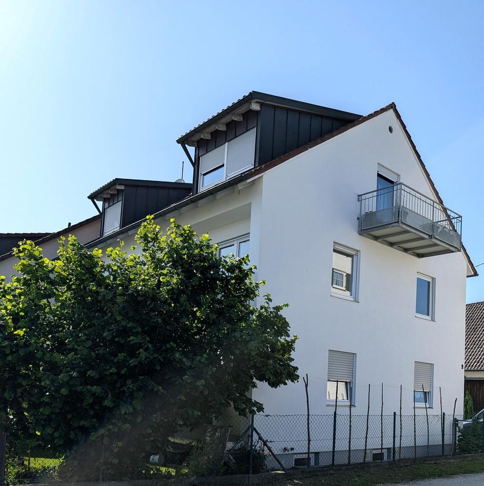 Ohne Provision - Ansprechende DG-Wohnung mit Balkon, Stellplatz & Tageslichtbad – Bild 8
