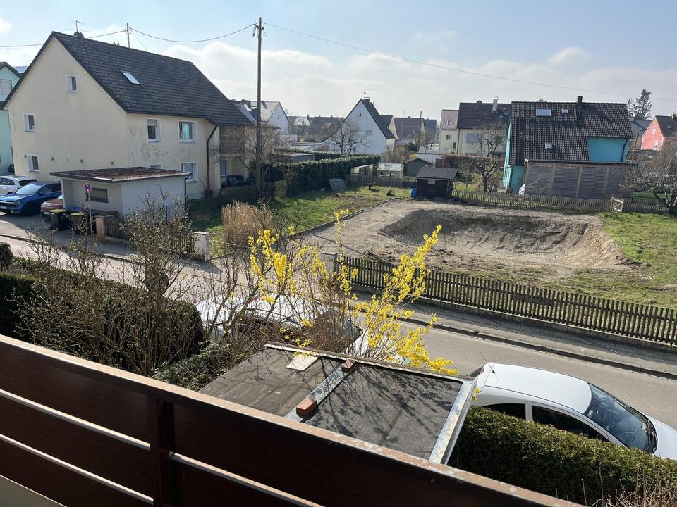 Traumhafte sonnige 3 Zimmer Wohnung in Königsbrunn – Bild 4