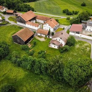 Hofstelle im Bayerischen Wald - vielseitiges "Sacherl" mit Aussicht