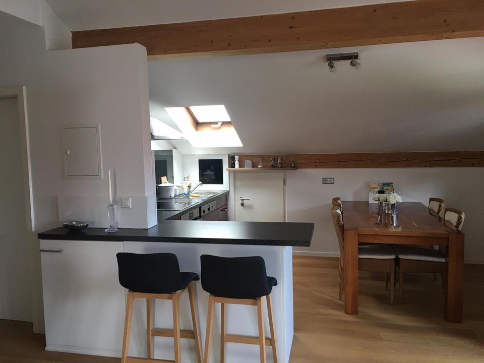 Sonnige 2-Zi.-Wohnung mit unverbaubarem Bergblick – zur freien Nutzung – Bild 5