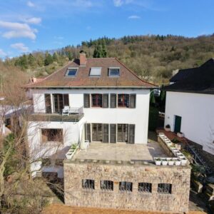 Repräsentative Architektenvilla in exklusiver, ruhiger Lage und Panorama-Weitblick