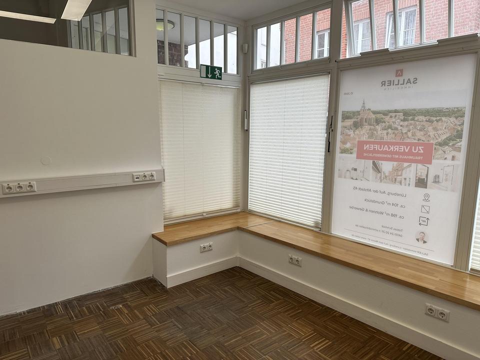 Stilvolles Wohn-bzw. Geschäftshaus in der Altstadt – Bild 3