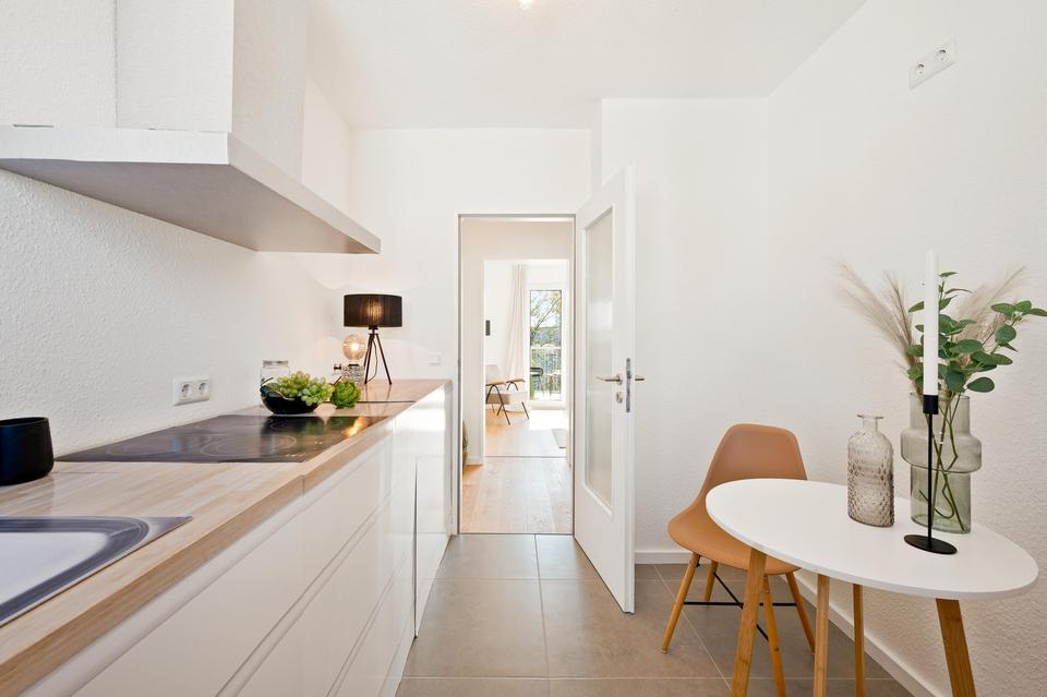 Provisionsfrei -Top gepflegte 3-Zimmer-Wohnung mit Balkon in Frankfurt-Niederrad – Bild 6