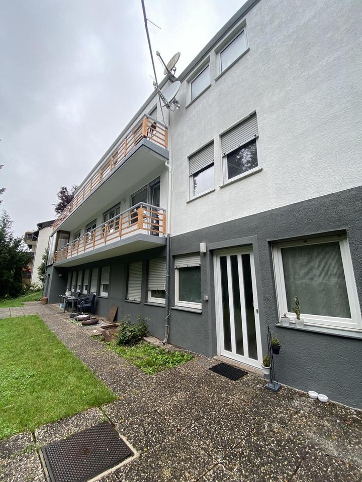 Wohnung wie ein eigenes Haus in Göttschied 180 qm - Einbauküche – Bild 10