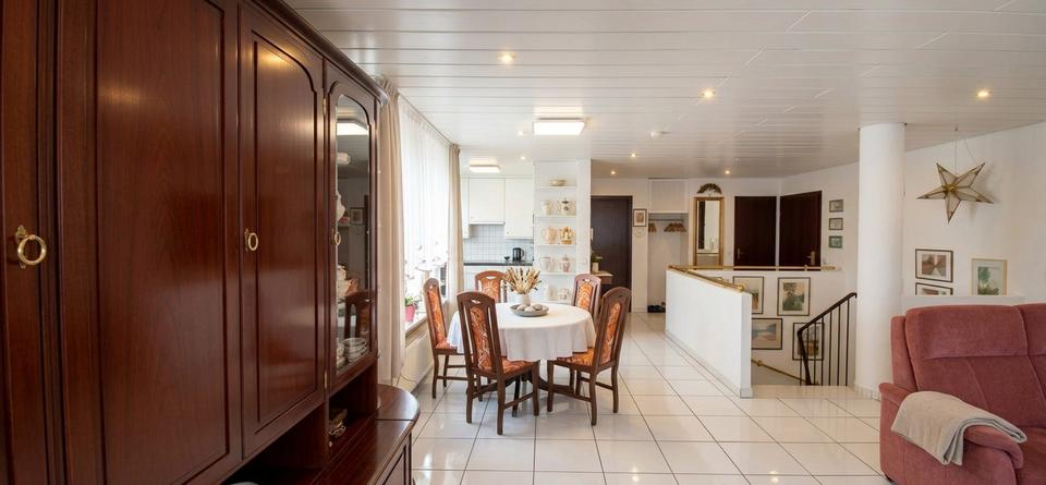 Helle 4 Zimmer Maisonette-Wohnung mit Garten und unverbaubarem Panoramablick! – Bild 6