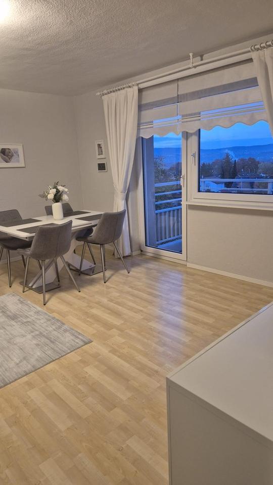 Helle 4 Zimmer Wohnung mit Balkon – Bild 5