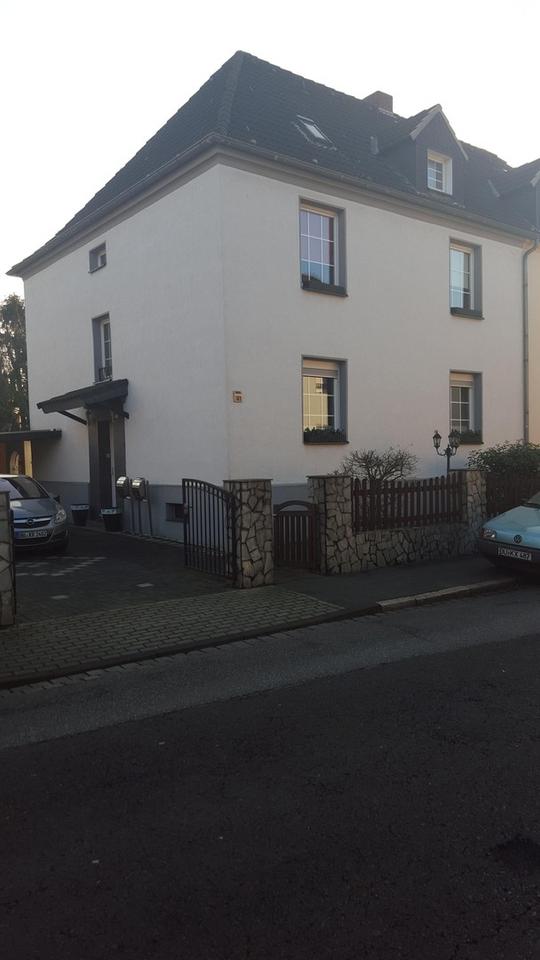 2 Zimmer KDB im 2-Familienhaus