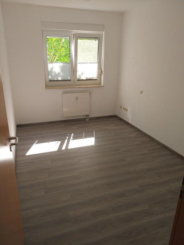 3-Zimmer Erdgeschosswohnung in Volkach Kirchberg ruhige Lage Garten – Bild 12