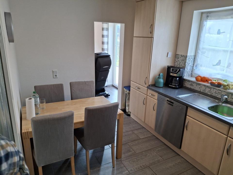 Nahe Ostsee: Gepflegte Doppelhaushälfte mit Kamin, Sauna und Doppelcarport – Bild 6