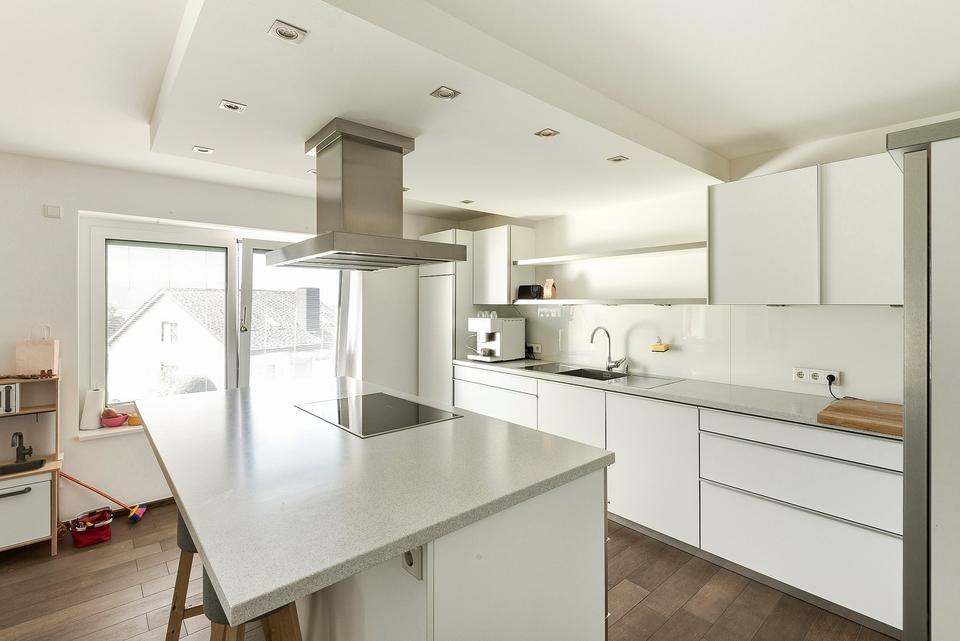 Hochwertiges Einfamilienhaus in ruhiger Lage in Bürgstadt – Bild 7