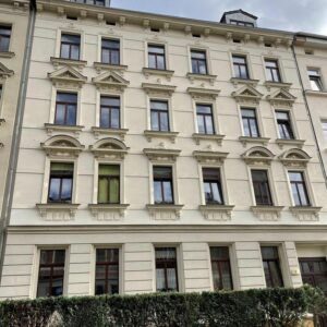 Sonnige 2ZKB Altbau Wohnung im Denkmal mit Stuck und Balkon in Gohlis Süd