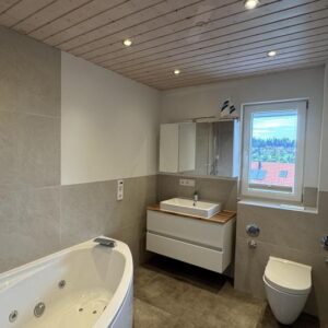 2,5-Zimmer-Wohnung (77 m²) mit traumhafter Aussicht