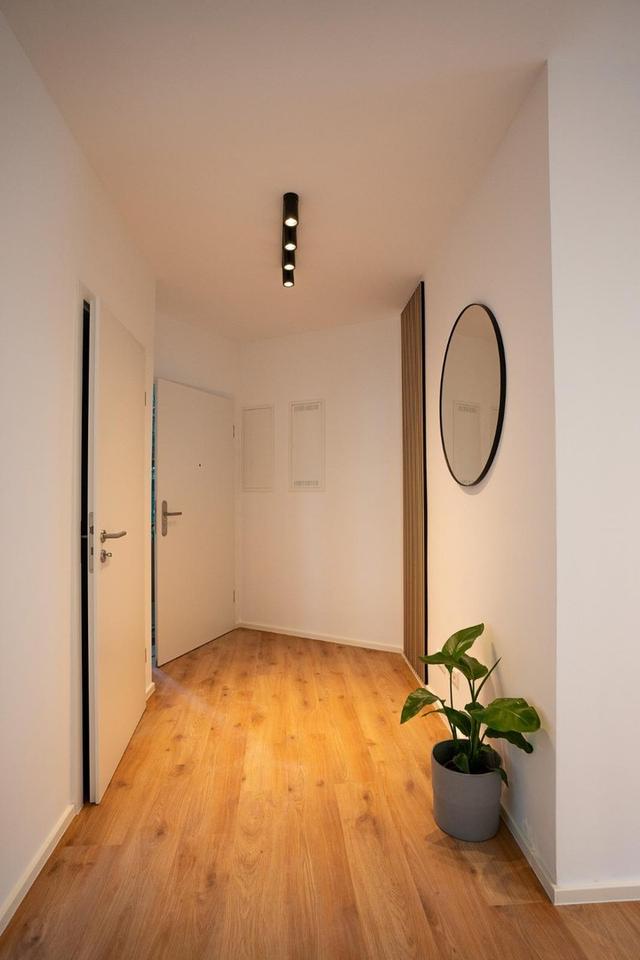 Modernes, möbliertes WG-Zimmer in Nürnberg mit Internet