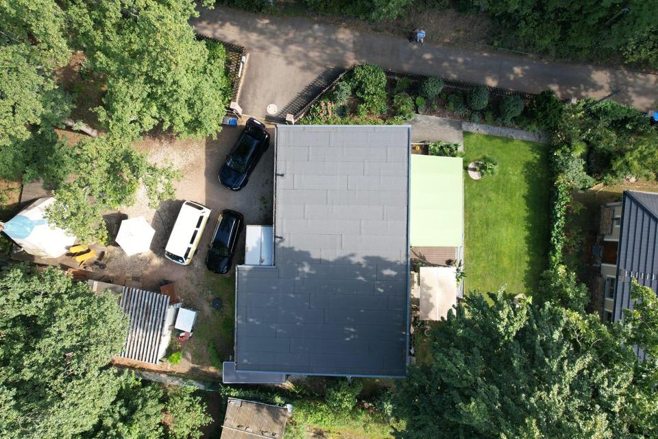 Herrlich gelegenes Einfamilienhaus im Grünen – Bild 3