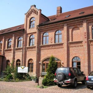 Modern und Gemütlich, Pendlerwohnung, 1-Raum Appartement im Denkmalhof, komplett ausgestattet