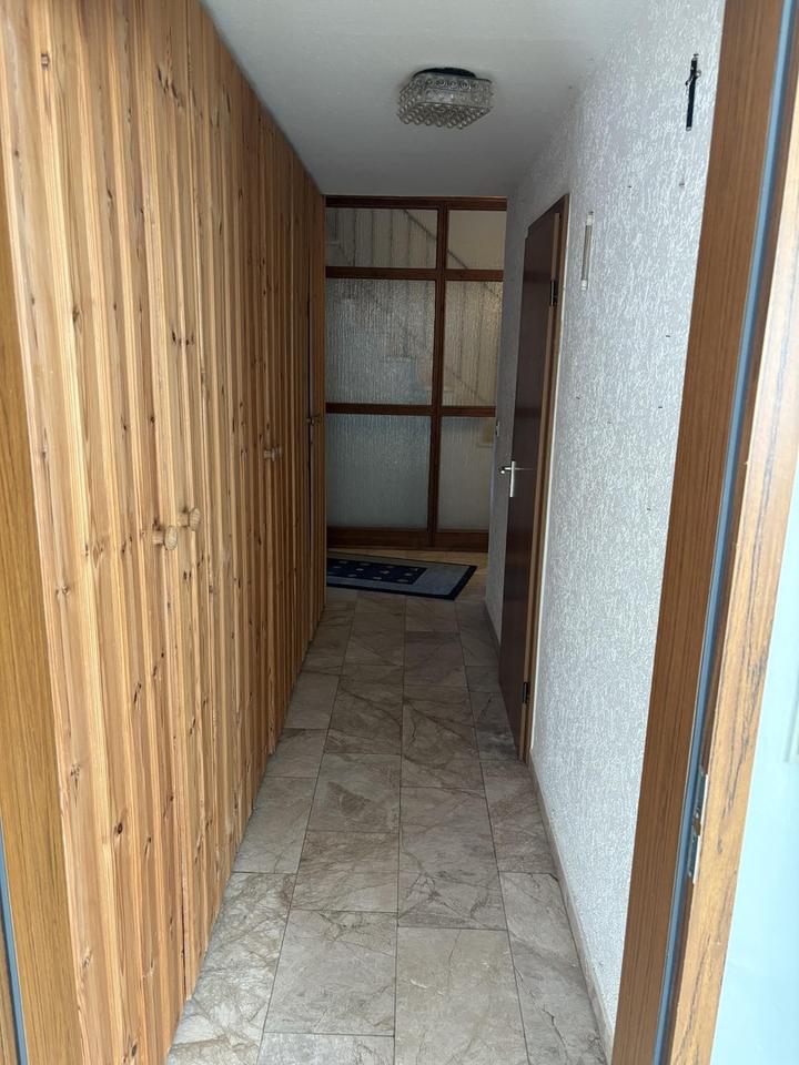 3-Zimmer-Souterrainwohnung mit Küche in Ermreus – Bild 12