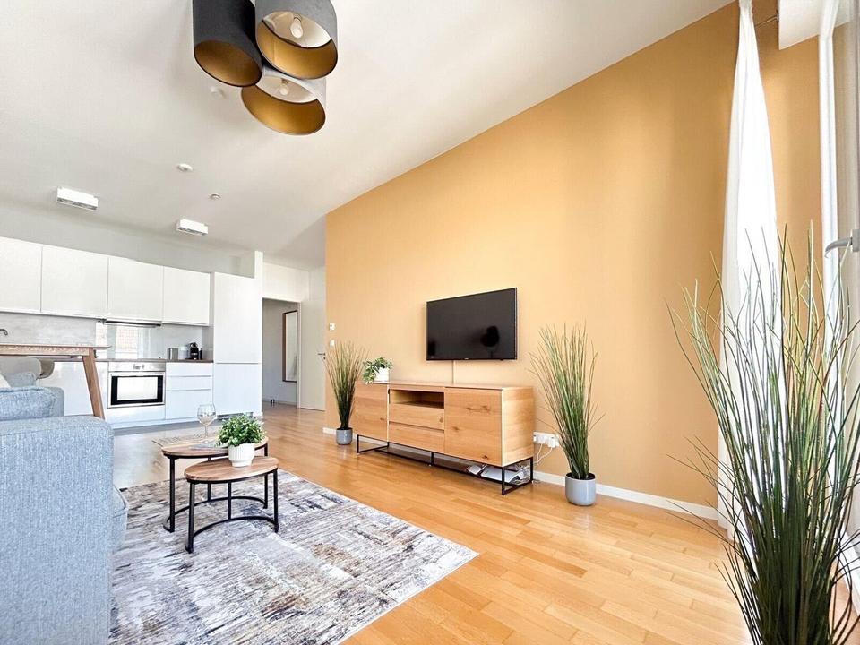 Top-floor 2-Zimmer Wohnung im 5. OG mit West-Balkon - provisionsfrei und unvermietet – Bild 3