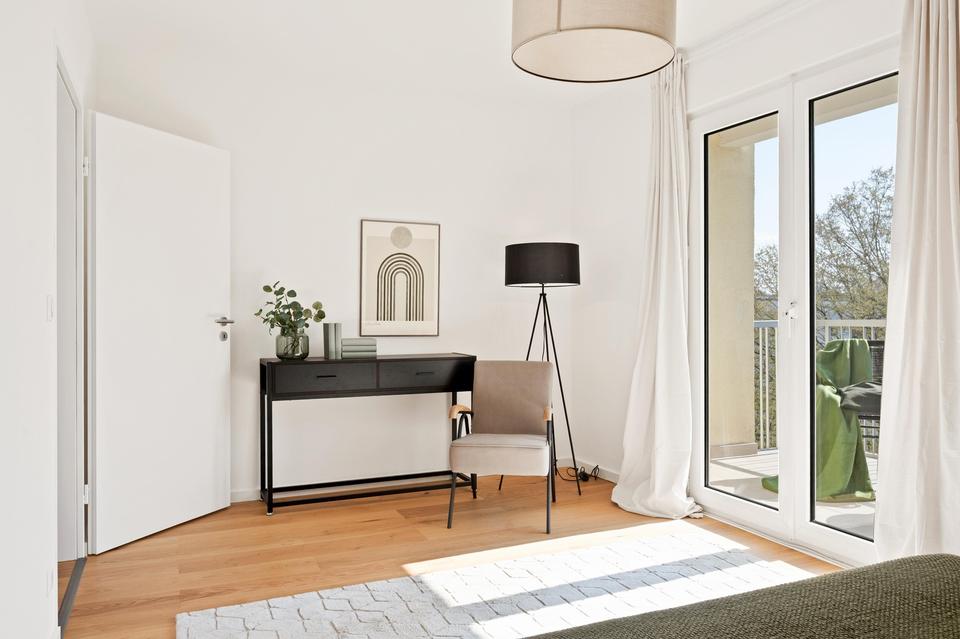 Provisionsfrei -Top gepflegte 3-Zimmer-Wohnung mit Balkon in Frankfurt-Niederrad – Bild 3