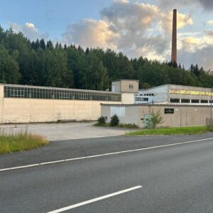 Vielseitiges Gewerbeobjekt mit 6.000 m² und 130-kVA – sofort nutzbar