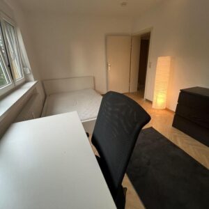 Vollmöblierte 3er WG in City-Nähe (noch 1 Zimmer frei!)