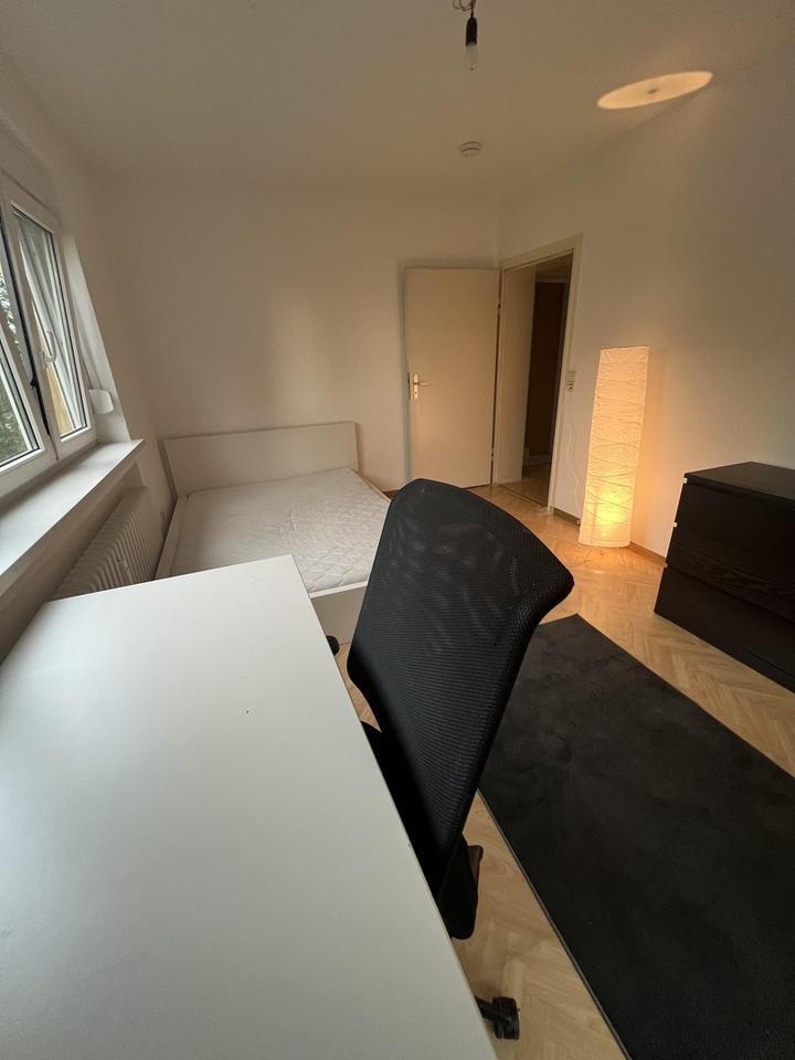 Vollmöblierte 3er WG in City-Nähe (noch 1 Zimmer frei!)