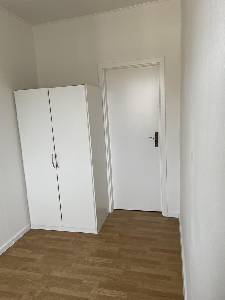 Starting a new job in or around Essen? Fully furnished period apartment in a prime central location – Bild 18