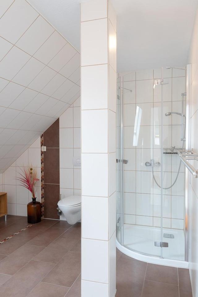 Renditestarkes Ferienhaus auf Usedom mit Einliegerwohnung – 49.800 € Einnahmen – provisionsfrei – Bild 9