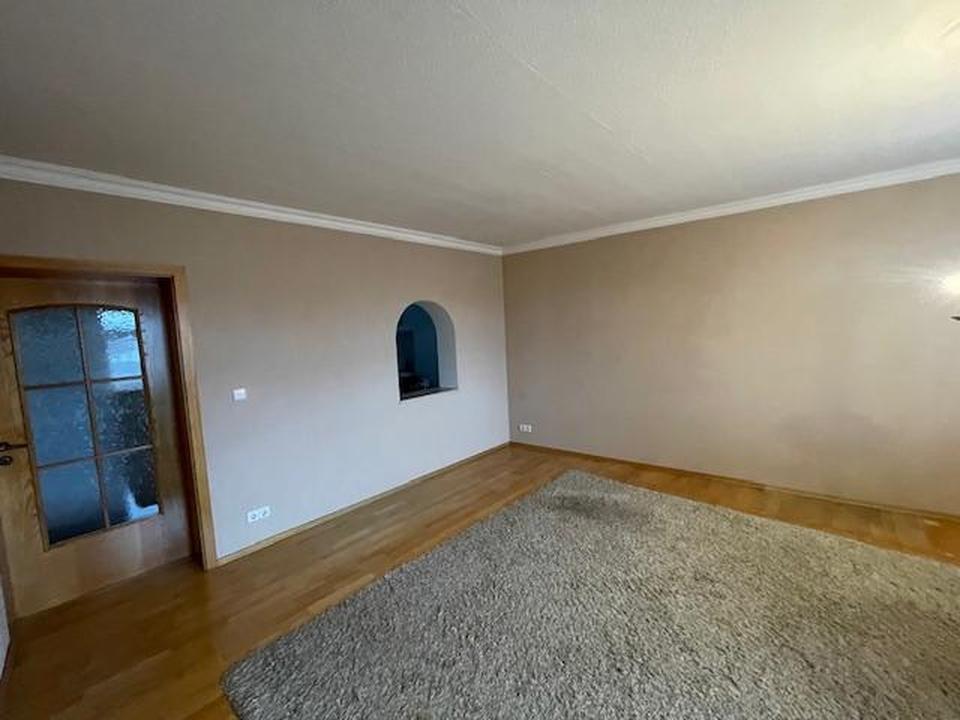 Gepflegtes Stadthaus mit Garten und Terrasse – Bild 9