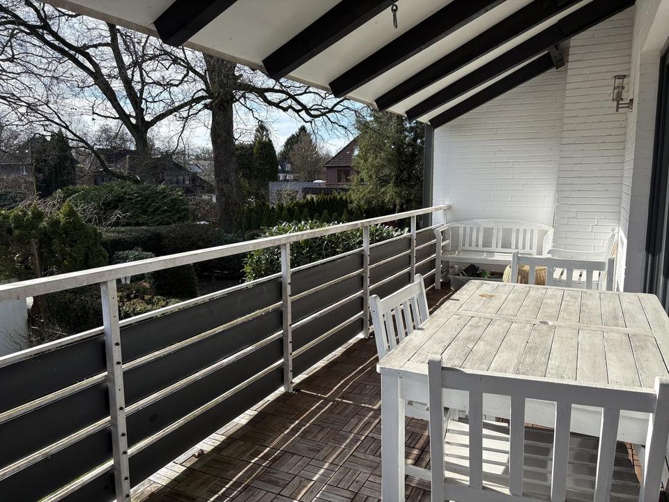 Großzügige Doppelhaushälfte in bester und sehr ruhiger Lage von Hamburg-Volksdorf – Bild 32