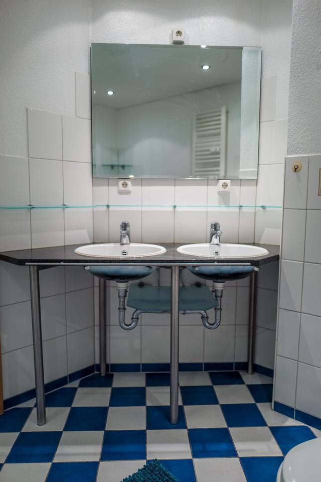 helle und großzügige Wohnung mit Traumblick – Bild 13