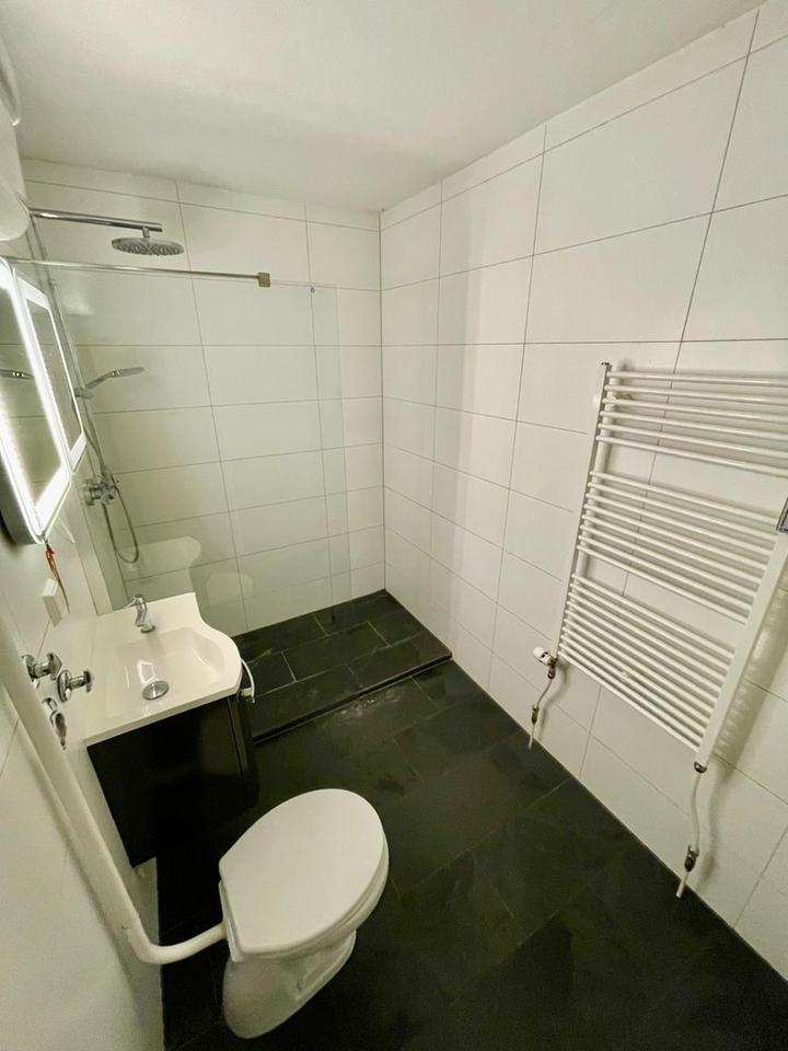 Stadtnahe 2-Zimmerwohnung mit Balkon + neue Heizung – Bild 6