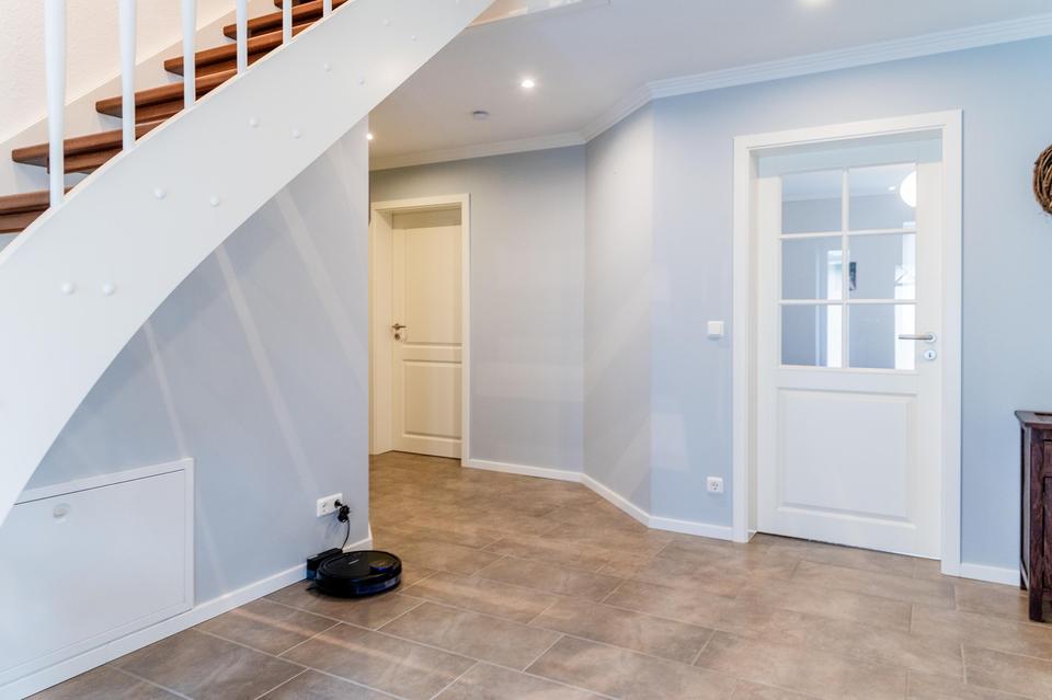 Gepflegtes Einfamilienhaus (Walmdachbungalow) ohne Makler – Bild 11