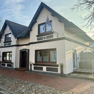 Büsum - Seltene Gelegenheit im Zentrum - Wohn/Gewerbeimmobilie - Großes Grundstück