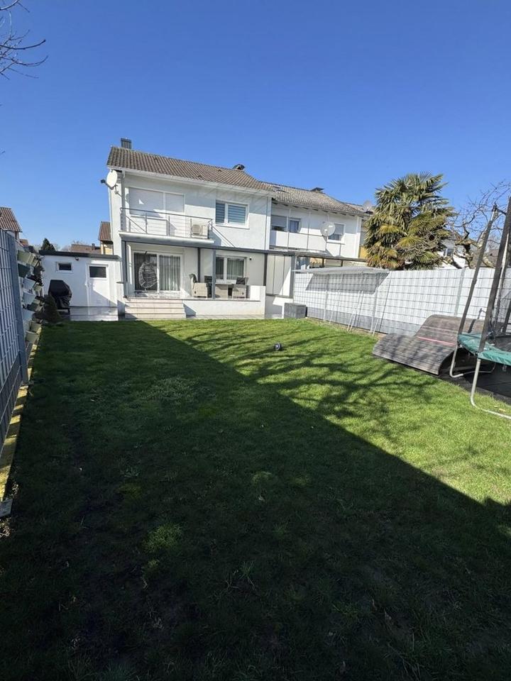 Kernsaniertes Reihenendhaus mit 2 Garagen – Bild 9