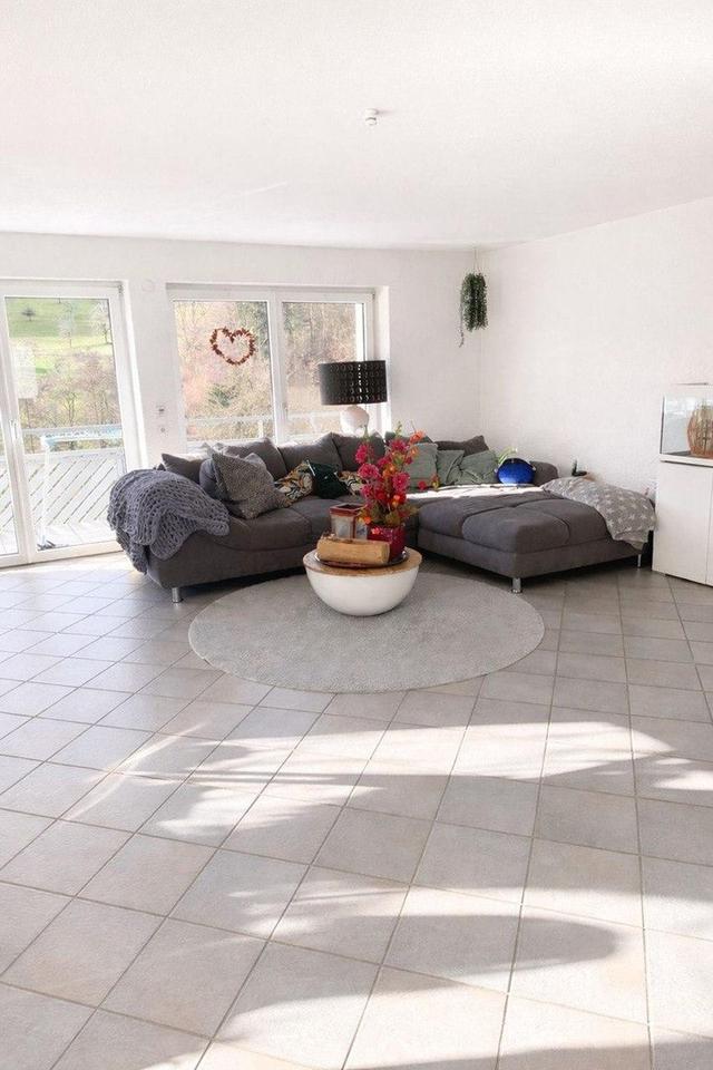 Großzügige 4-Zimmer-Wohnung mit Südterrasse & Kamin – ruhige Lage nahe Basel – Bild 4