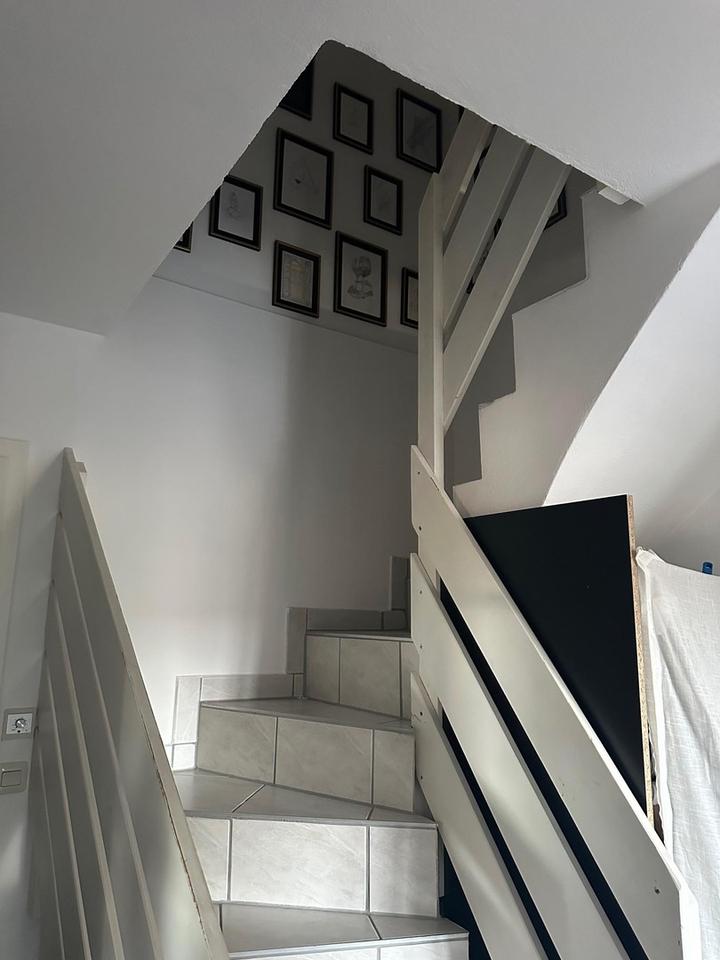 Provisionsfreie Vollmöblierte Maisonette Wohnung + 2 Stellplätze – Bild 20