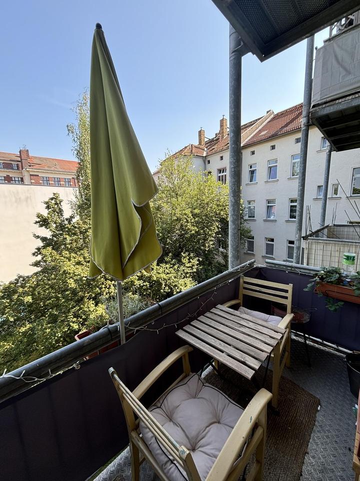 Sonnige 2ZKB Altbau Wohnung im Denkmal mit Stuck und Balkon in Gohlis Süd – Bild 6