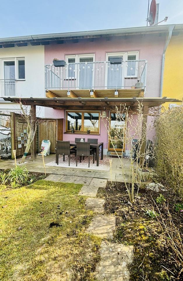Provisionsfreies Reihenmittelhaus mit schönem eingewachsenem Garten – Bild 9