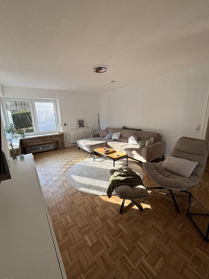 Naturnahe, charmante Wohnung 4 ZKB mit Wintergarten und Ausblick ins Grüne – Bild 4