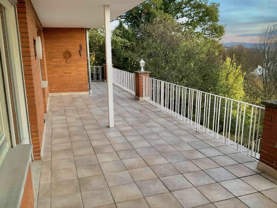 Große 3-Zimmerwohnung mit traumhaftem Ausblick in Alfelder Bestlage – Bild 5