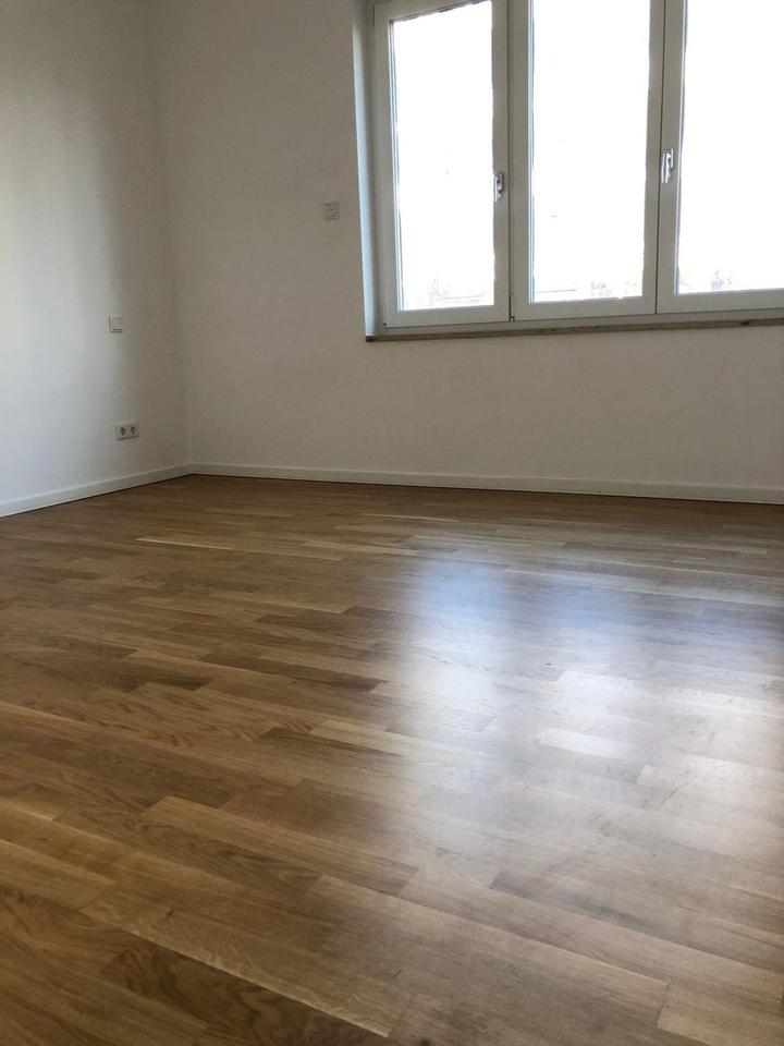 Neuwertig - Sonnige 3-Zimmer-Wohnung mit EBK und Garten in Traumlage Nürnberg – Bild 13