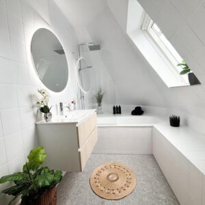 Renovierte Kapitalanlage mit EBK und Neckarblick. Starke Rendite an der Wilhelma. Bad Cannstatt.