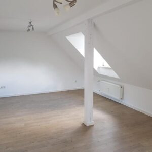 Hell | Garten | EBK | Stilvoll