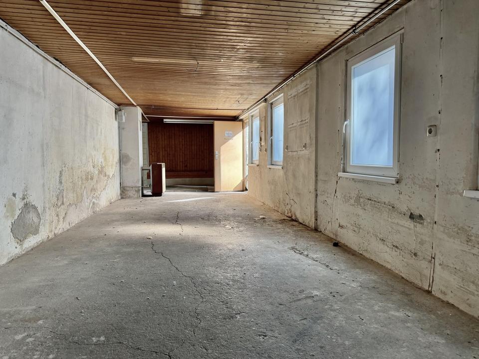 Attraktive Gewerbefläche in Bayreuth – große helle Fensterfront & separater Lagerraum – Bild 7