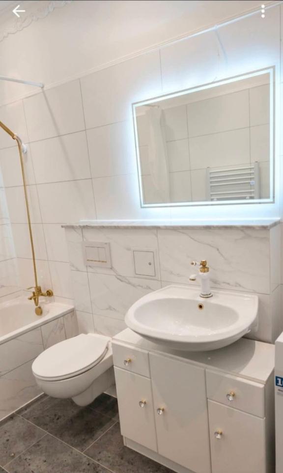 „Helle 2,5-Zimmer-Wohnung mit Balkon und Garten in zentraler Lage“ – Bild 12