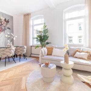 Altbautraum im östlichen Ringgebiet - neu renoviert