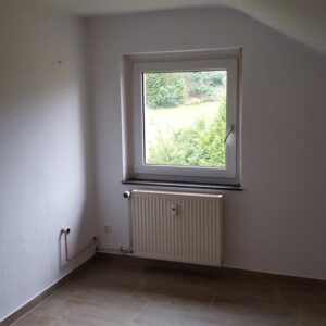 Sehr schöne renovierte Dachgeschoss-Wohnung 1,5 ZKB