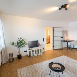 Erstbezug nach Vollsanierung: Helle, moderne 2-Zimmer Wohnung nähe Ammersee, provisionsfrei