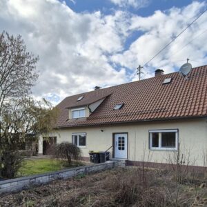 Charmantes Einfamilienhaus mit viel Platz und großem Grundstück in attraktiver Lage