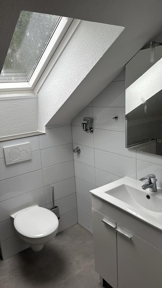 Attraktive 1-Zimmer-Dachgeschosswohnung in idyllischer Lage – Bild 2